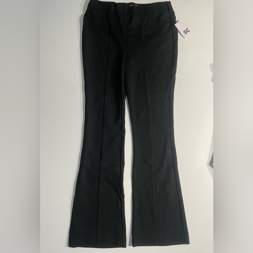 Woman’s self belt flare dress pants